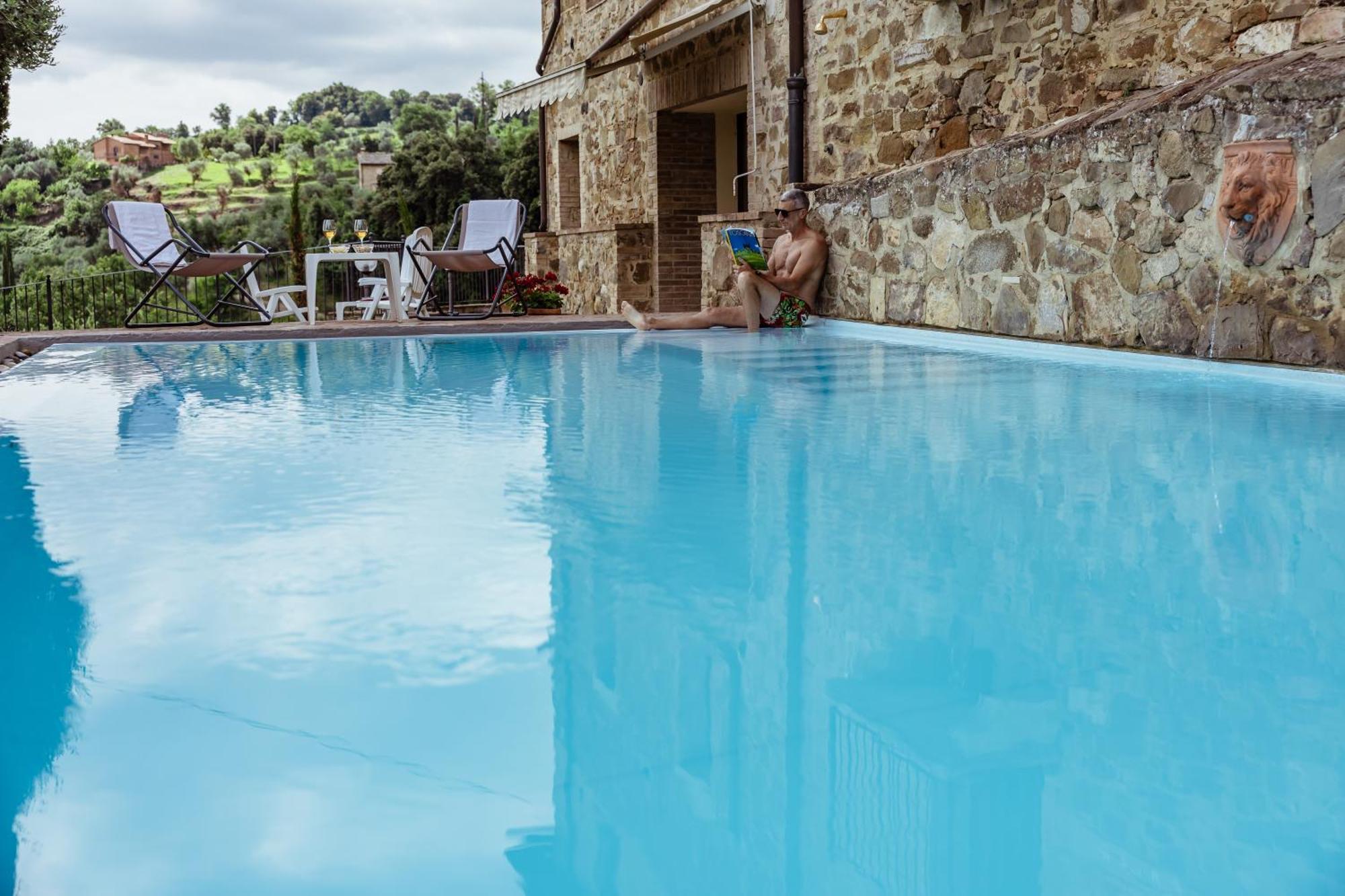 Hotel Vecchia Oliviera Montalcino