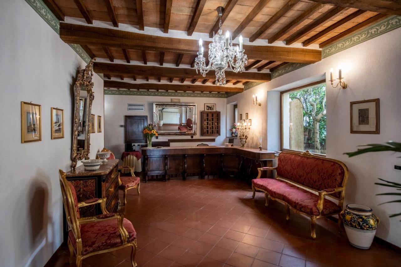 Vecchia Oliviera 3* Montalcino