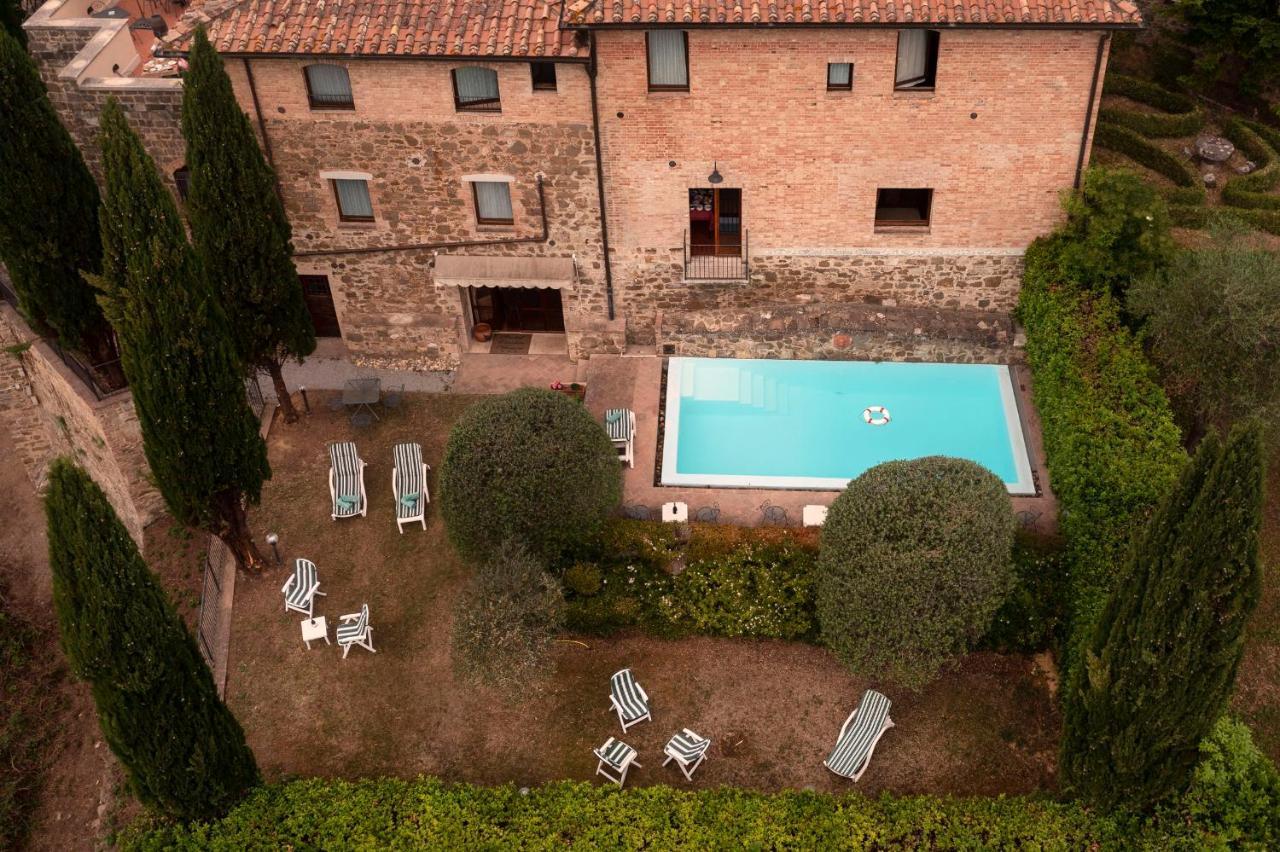 Vecchia Oliviera 3* Montalcino